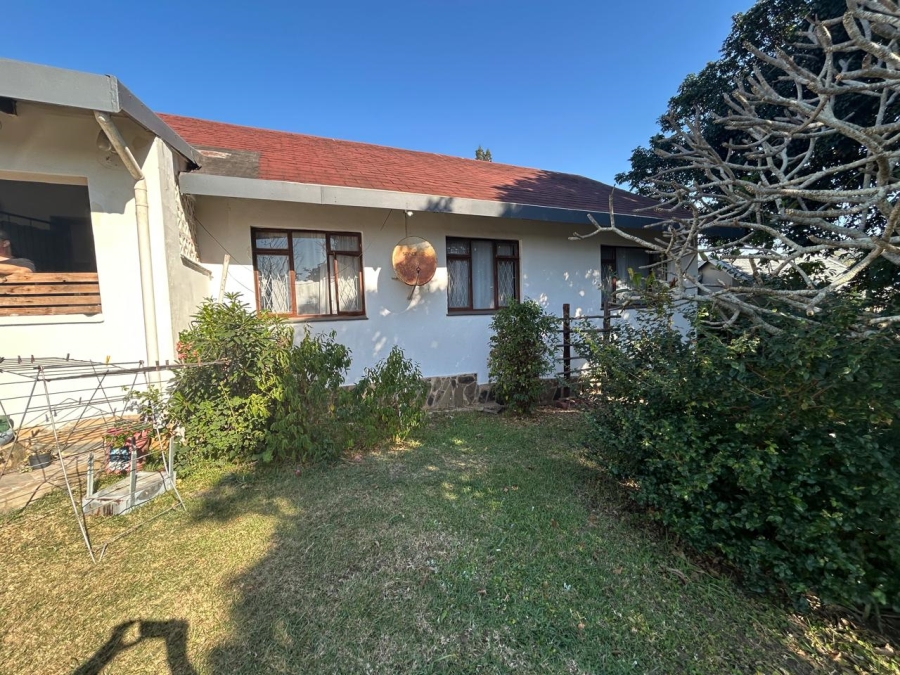 3 Bedroom Property for Sale in Port Edward KwaZulu-Natal