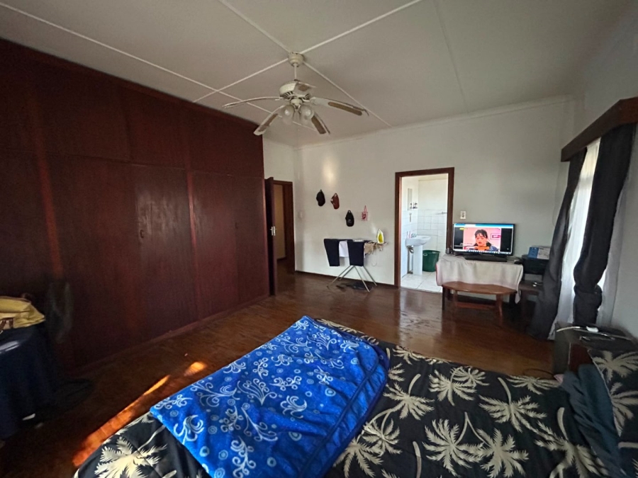 3 Bedroom Property for Sale in Port Edward KwaZulu-Natal