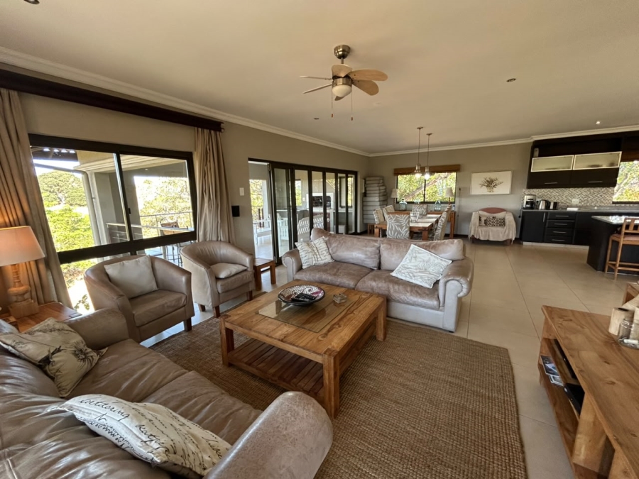 4 Bedroom Property for Sale in Leisure Bay KwaZulu-Natal