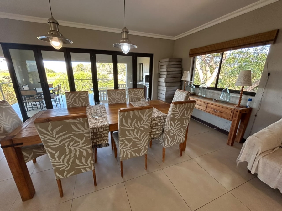 4 Bedroom Property for Sale in Leisure Bay KwaZulu-Natal