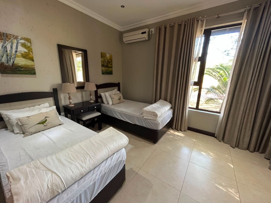 4 Bedroom Property for Sale in Leisure Bay KwaZulu-Natal