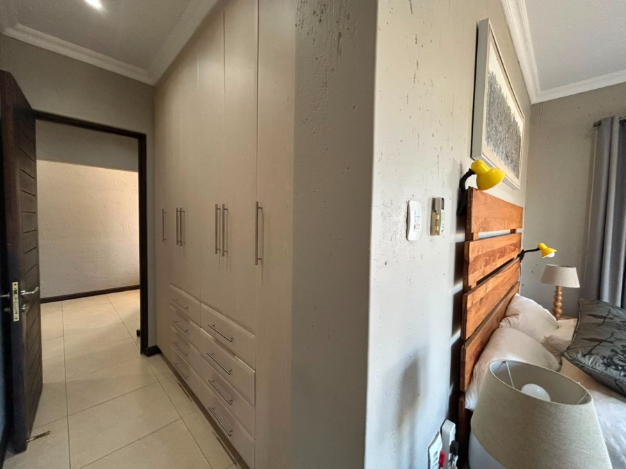 4 Bedroom Property for Sale in Leisure Bay KwaZulu-Natal