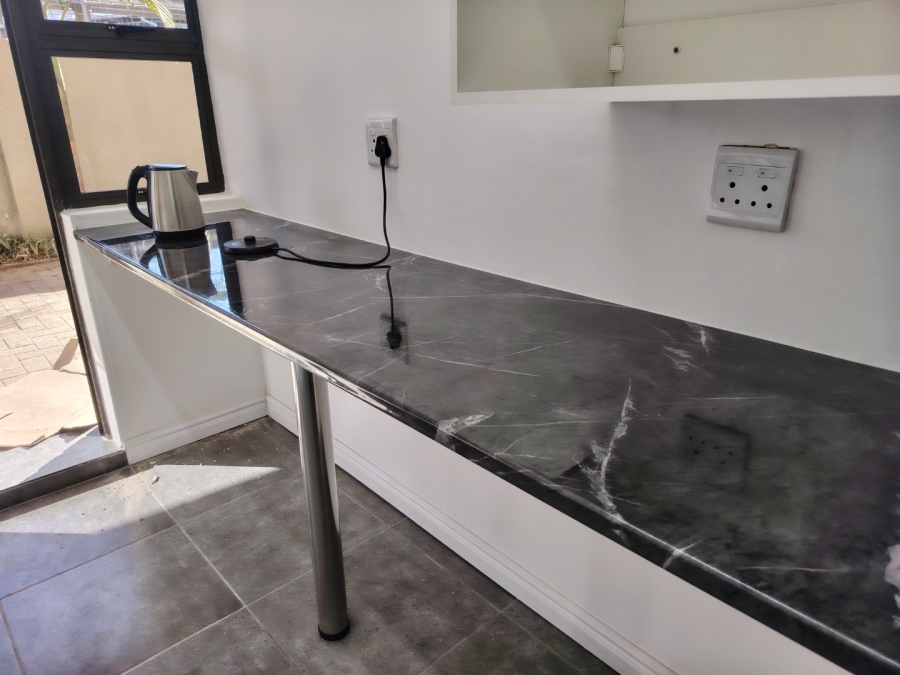 To Let Commercial Property for Rent in Hillcrest Central KwaZulu-Natal