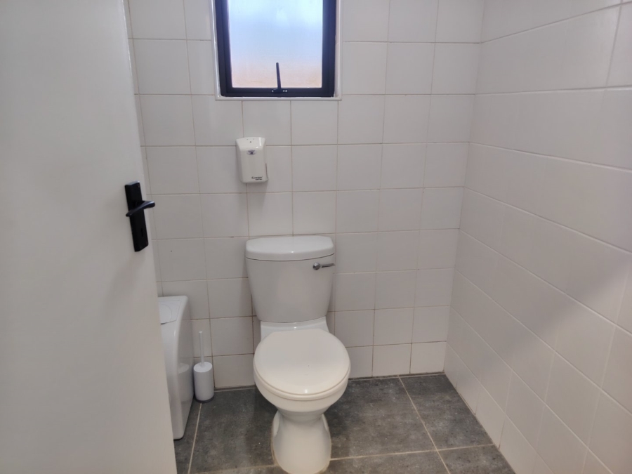 To Let Commercial Property for Rent in Hillcrest Central KwaZulu-Natal