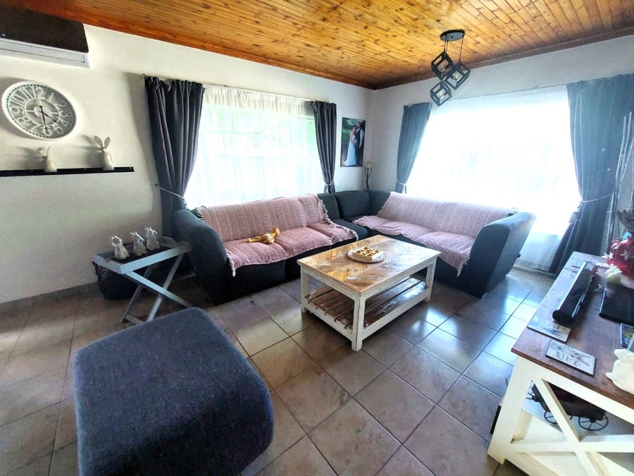3 Bedroom Property for Sale in Pioneer Park KwaZulu-Natal