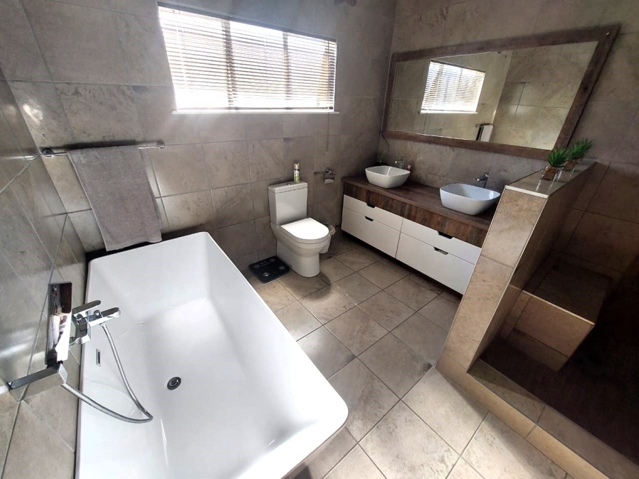 3 Bedroom Property for Sale in Pioneer Park KwaZulu-Natal