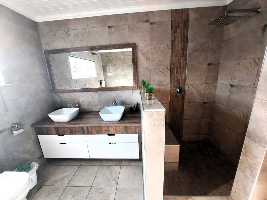 3 Bedroom Property for Sale in Pioneer Park KwaZulu-Natal