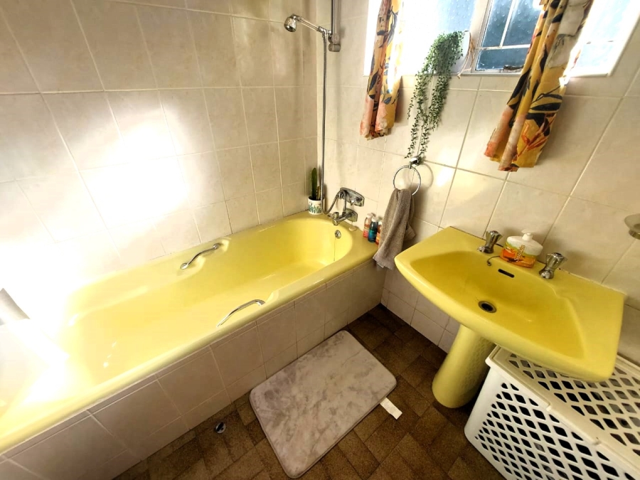 3 Bedroom Property for Sale in Pioneer Park KwaZulu-Natal