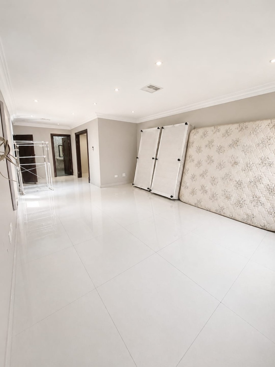 To Let 1 Bedroom Property for Rent in Bluff KwaZulu-Natal