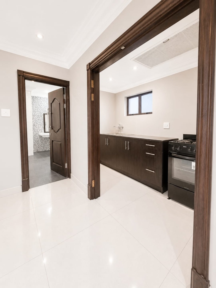 To Let 1 Bedroom Property for Rent in Bluff KwaZulu-Natal
