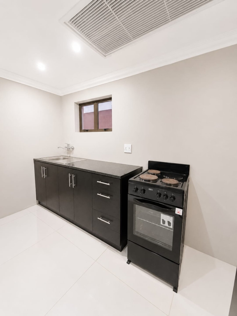 To Let 1 Bedroom Property for Rent in Bluff KwaZulu-Natal