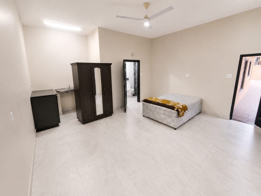 To Let 1 Bedroom Property for Rent in Bluff KwaZulu-Natal