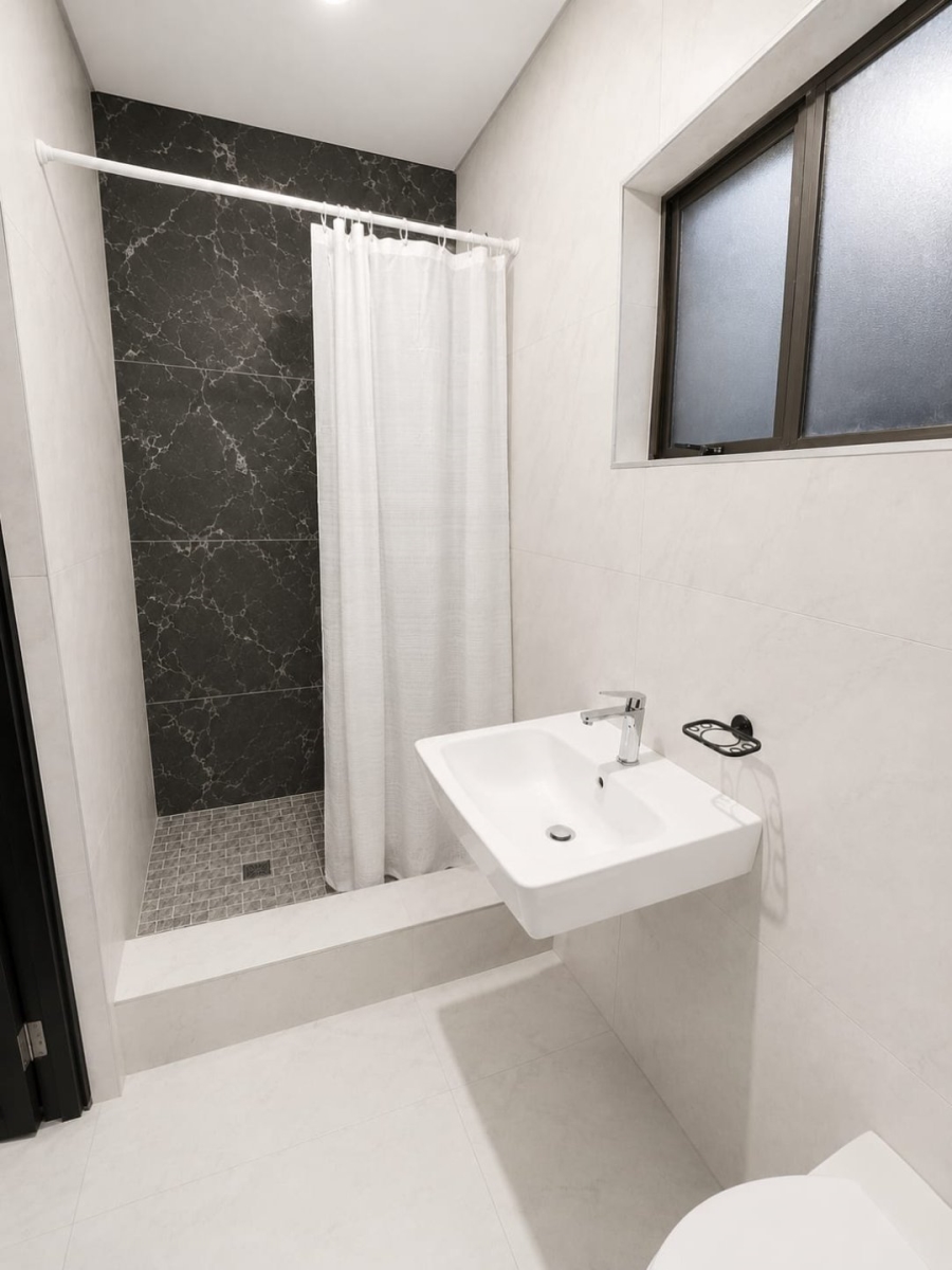 To Let 1 Bedroom Property for Rent in Bluff KwaZulu-Natal