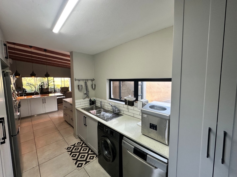 4 Bedroom Property for Sale in Palm Lakes Estate KwaZulu-Natal