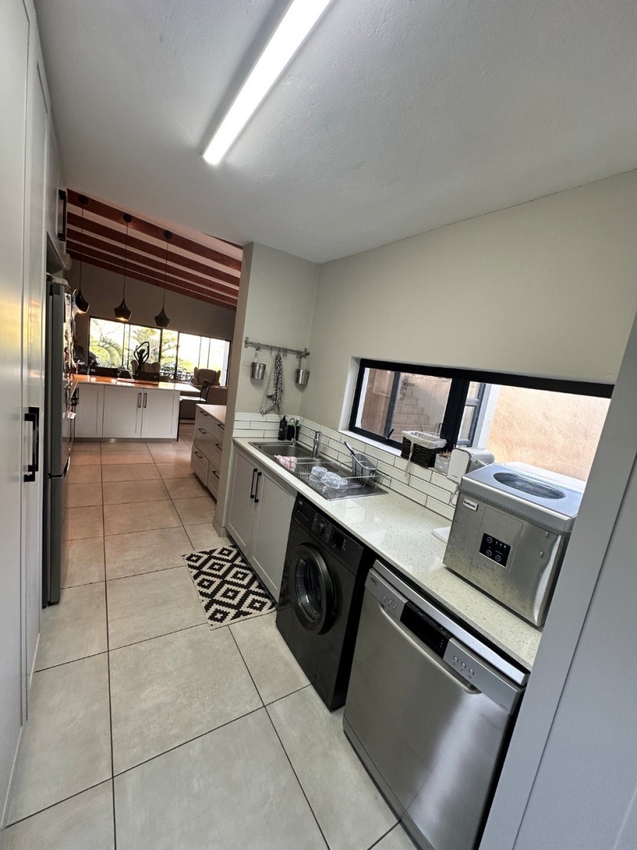 4 Bedroom Property for Sale in Palm Lakes Estate KwaZulu-Natal