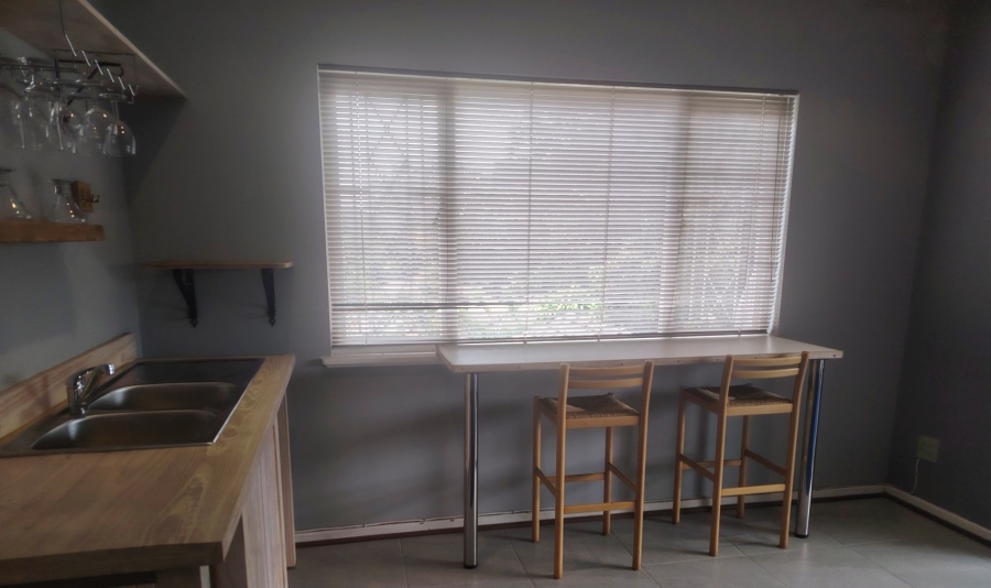 To Let Commercial Property for Rent in Kloof KwaZulu-Natal