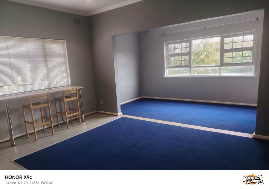 To Let Commercial Property for Rent in Kloof KwaZulu-Natal