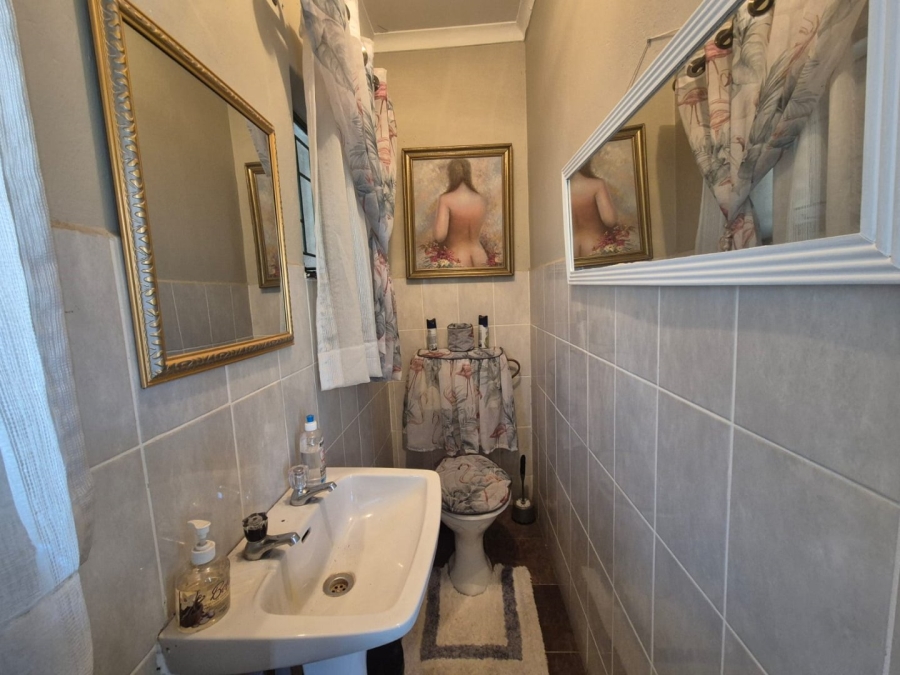 3 Bedroom Property for Sale in Pioneer Park KwaZulu-Natal