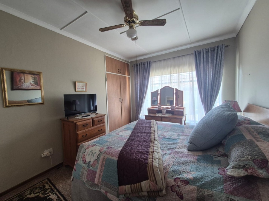3 Bedroom Property for Sale in Pioneer Park KwaZulu-Natal