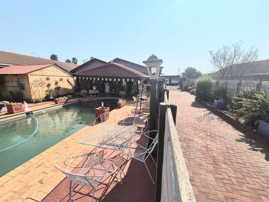 3 Bedroom Property for Sale in Pioneer Park KwaZulu-Natal