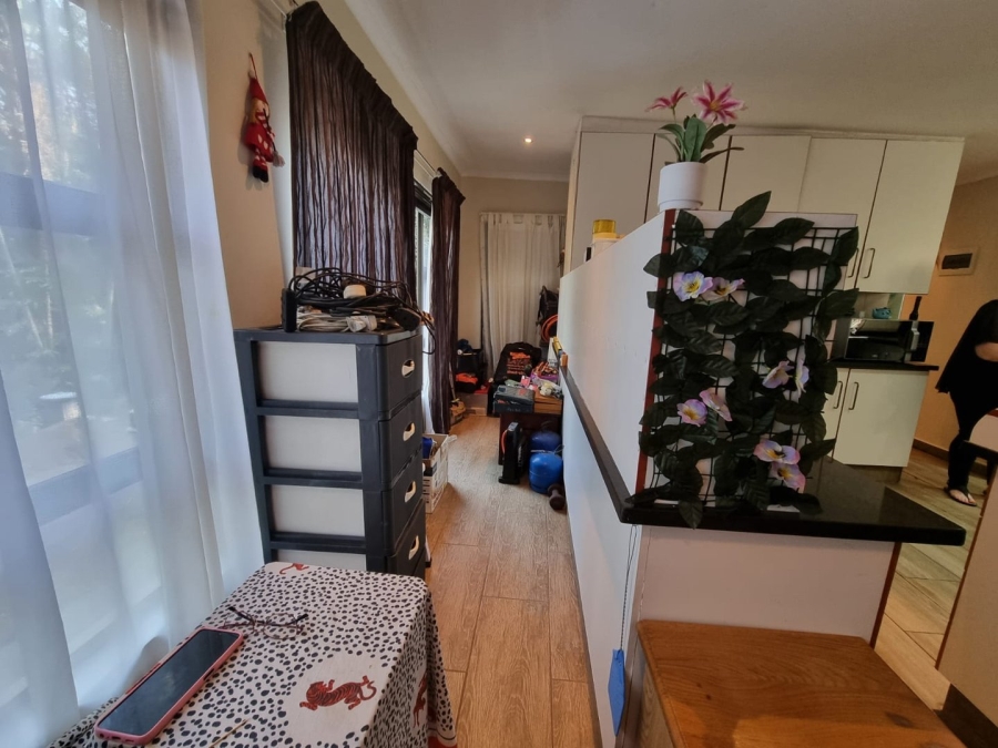 1 Bedroom Property for Sale in Sunwich Port KwaZulu-Natal