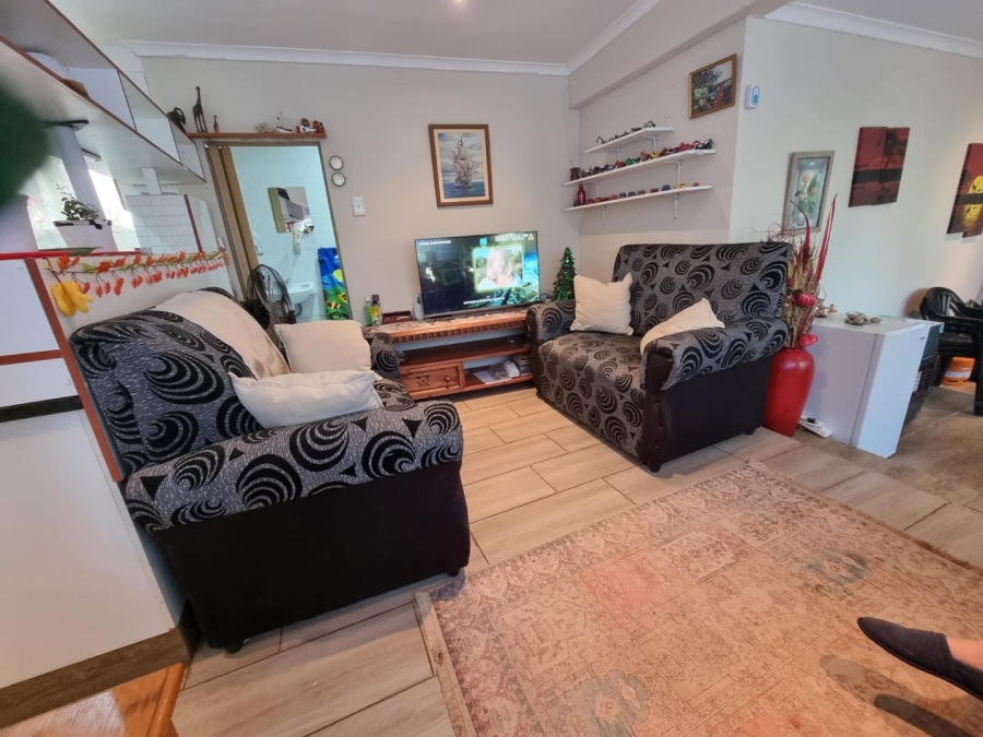 1 Bedroom Property for Sale in Sunwich Port KwaZulu-Natal