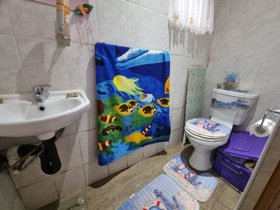 1 Bedroom Property for Sale in Sunwich Port KwaZulu-Natal