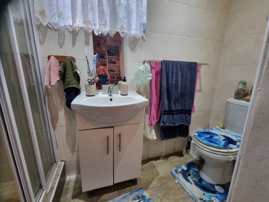 1 Bedroom Property for Sale in Sunwich Port KwaZulu-Natal