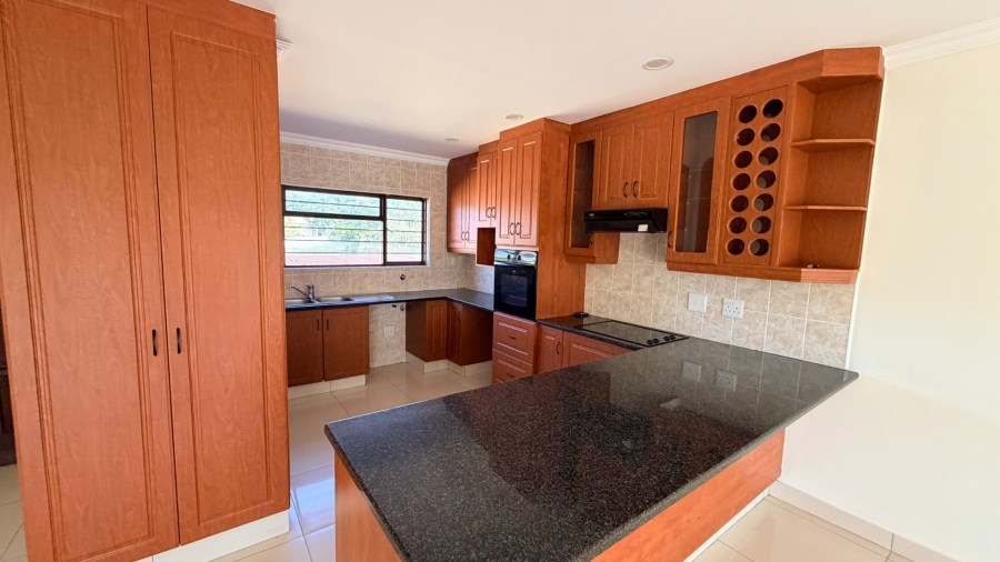 4 Bedroom Property for Sale in St Michaels On Sea KwaZulu-Natal