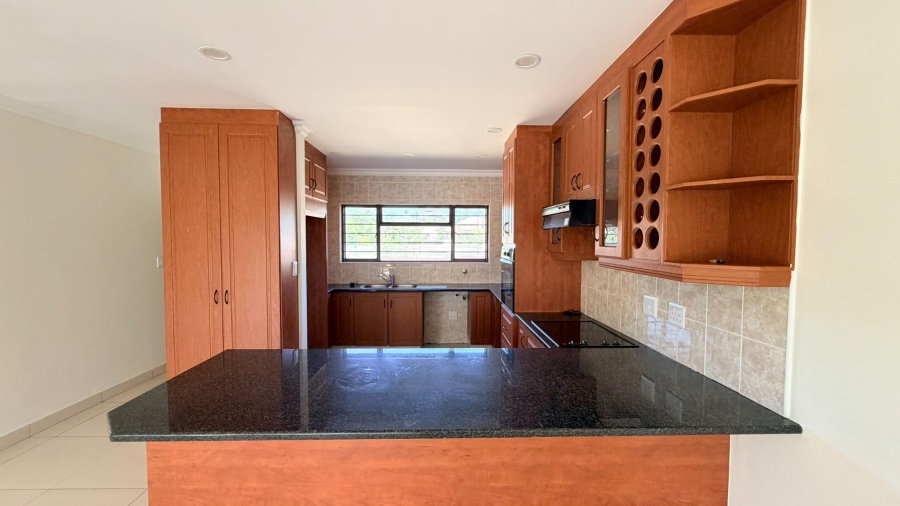 4 Bedroom Property for Sale in St Michaels On Sea KwaZulu-Natal