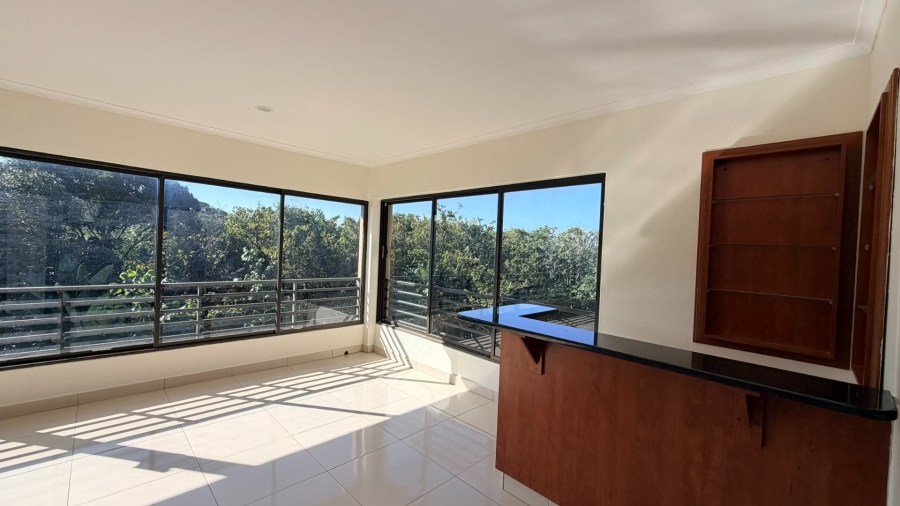 4 Bedroom Property for Sale in St Michaels On Sea KwaZulu-Natal