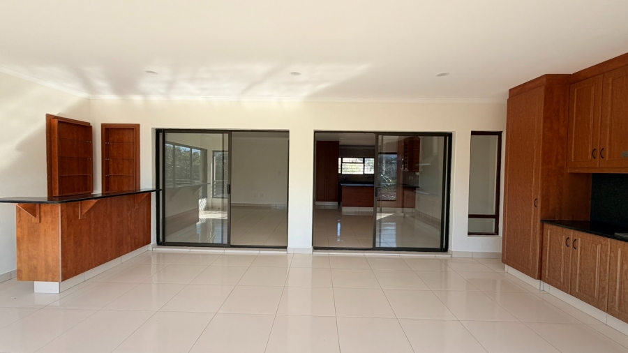 4 Bedroom Property for Sale in St Michaels On Sea KwaZulu-Natal