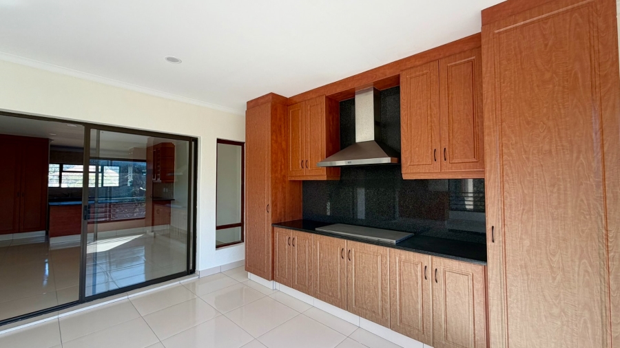 4 Bedroom Property for Sale in St Michaels On Sea KwaZulu-Natal