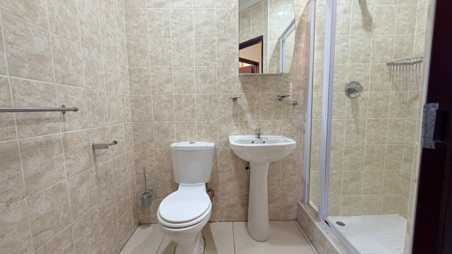 4 Bedroom Property for Sale in St Michaels On Sea KwaZulu-Natal