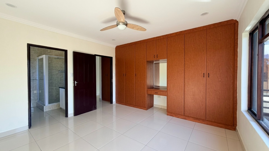 4 Bedroom Property for Sale in St Michaels On Sea KwaZulu-Natal