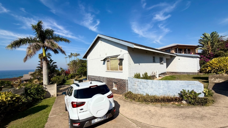 3 Bedroom Property for Sale in St Michaels On Sea KwaZulu-Natal