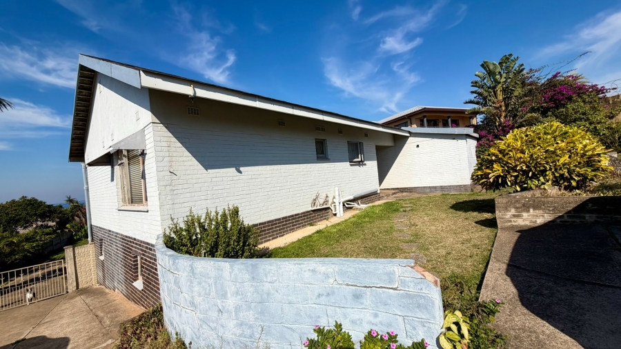 3 Bedroom Property for Sale in St Michaels On Sea KwaZulu-Natal