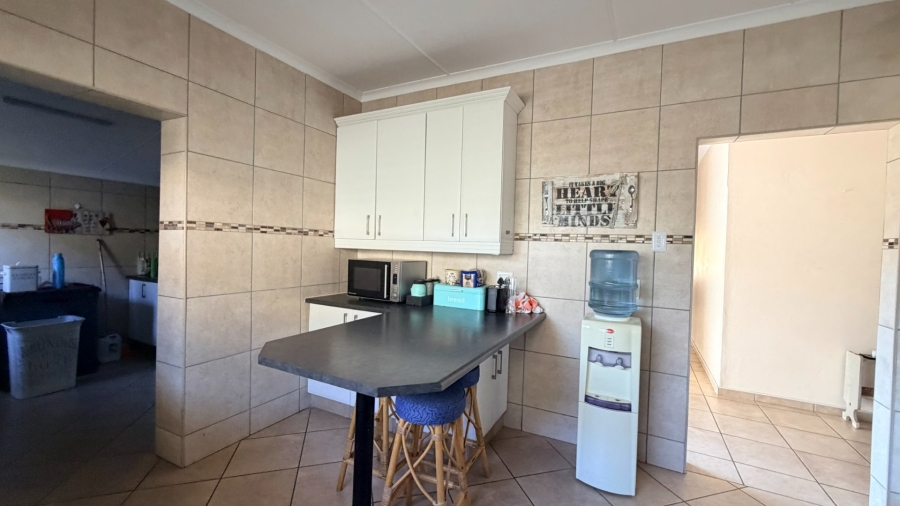 3 Bedroom Property for Sale in St Michaels On Sea KwaZulu-Natal