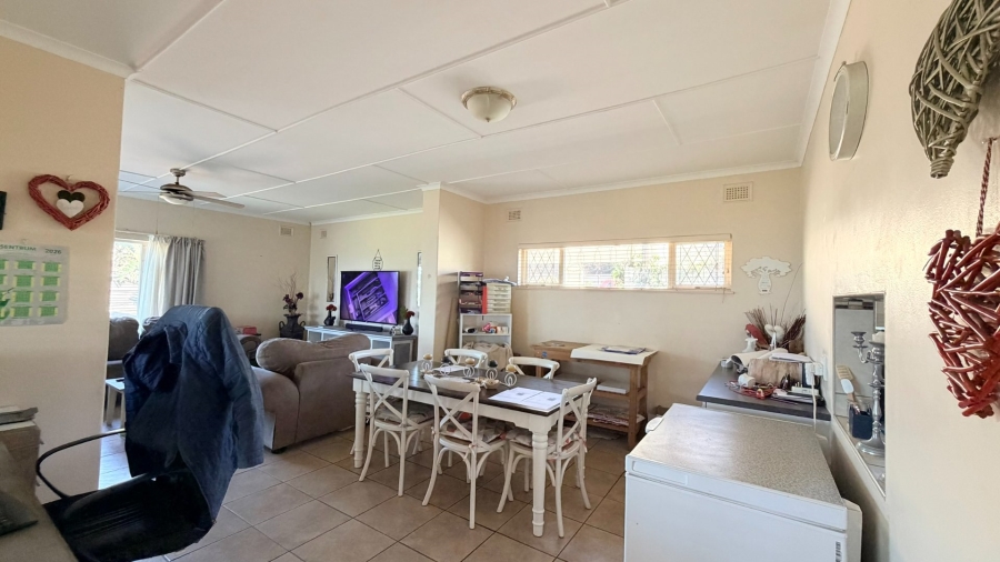 3 Bedroom Property for Sale in St Michaels On Sea KwaZulu-Natal