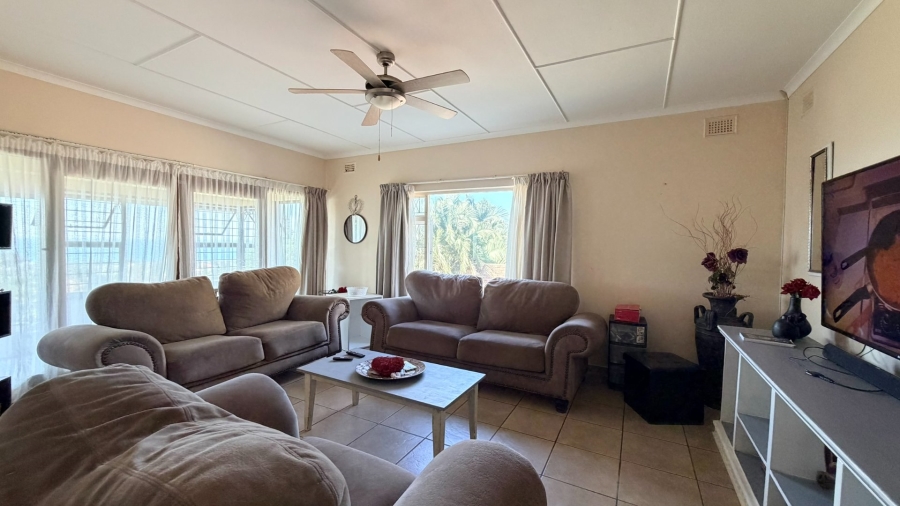 3 Bedroom Property for Sale in St Michaels On Sea KwaZulu-Natal