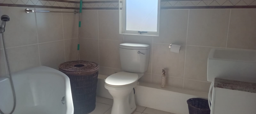 3 Bedroom Property for Sale in Lawrence Rocks KwaZulu-Natal