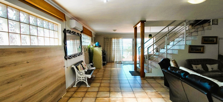 4 Bedroom Property for Sale in Umzumbe KwaZulu-Natal