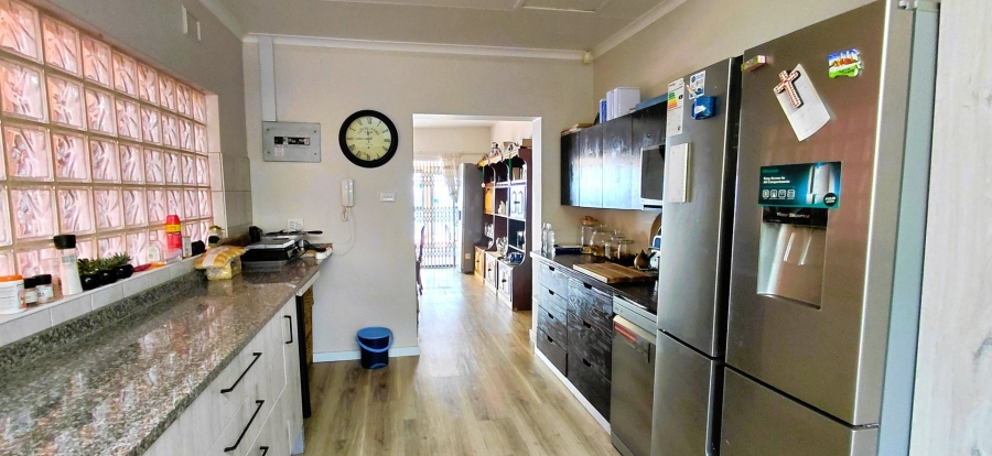 4 Bedroom Property for Sale in Umzumbe KwaZulu-Natal