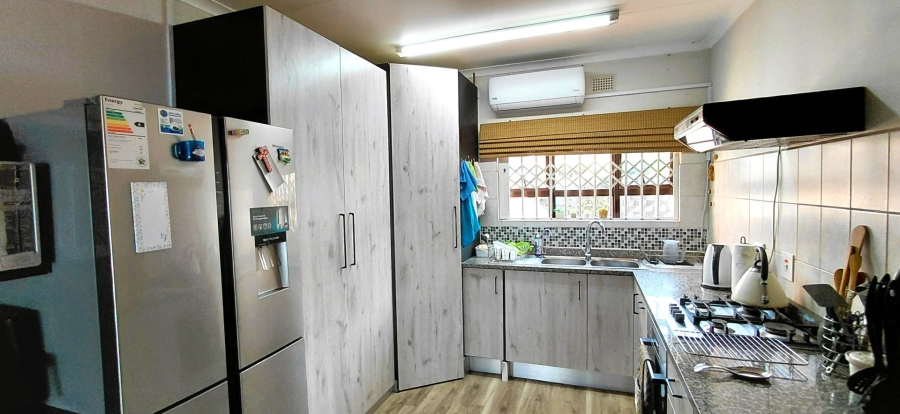 4 Bedroom Property for Sale in Umzumbe KwaZulu-Natal