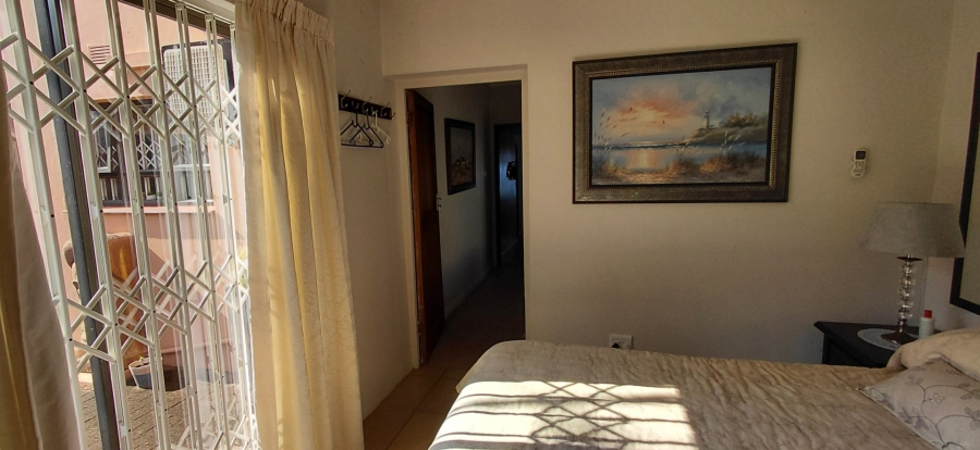 4 Bedroom Property for Sale in Umzumbe KwaZulu-Natal