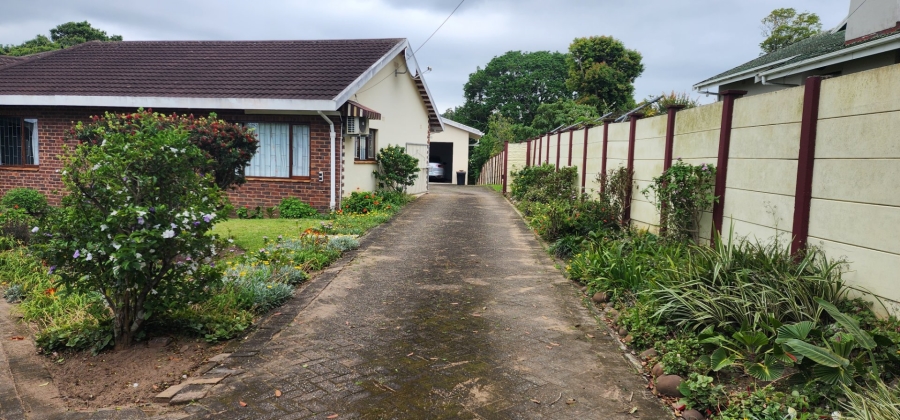 4 Bedroom Property for Sale in Umtentweni KwaZulu-Natal