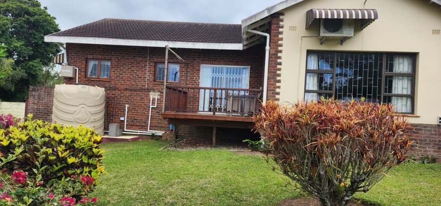 4 Bedroom Property for Sale in Umtentweni KwaZulu-Natal