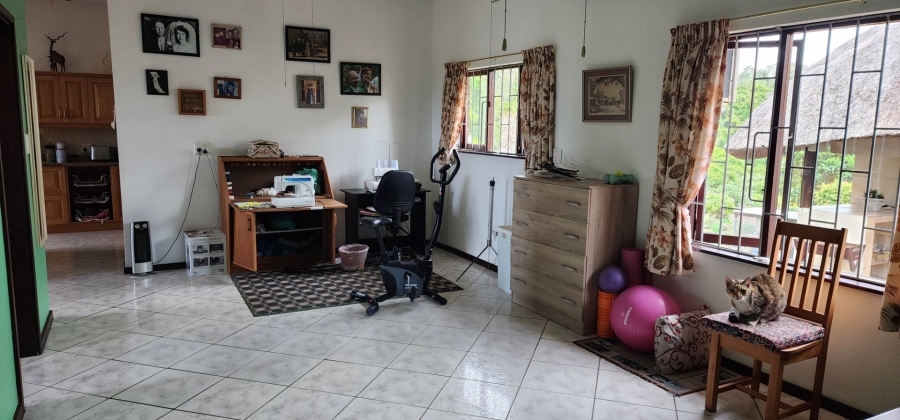 4 Bedroom Property for Sale in Umtentweni KwaZulu-Natal