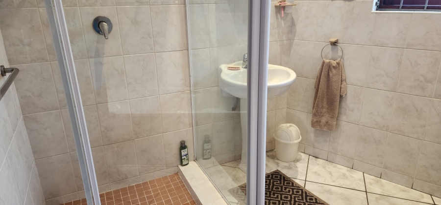 4 Bedroom Property for Sale in Umtentweni KwaZulu-Natal