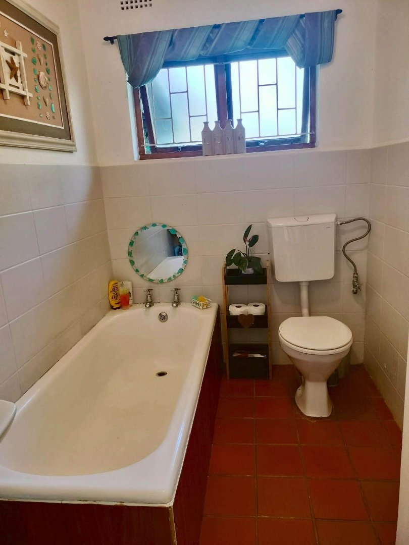 To Let 3 Bedroom Property for Rent in Waterfall KwaZulu-Natal